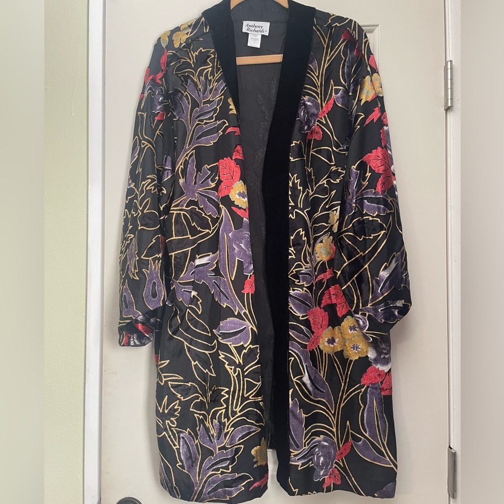 Vintage Floral Velvet Kimono